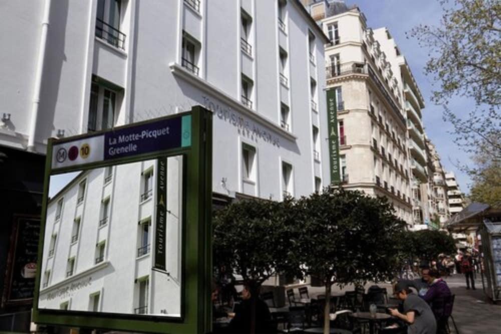 Hotel Tourisme Avenue Paris Exterior photo